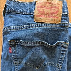 Levi's Men's Blue Denim Relaxed Fit Jeans